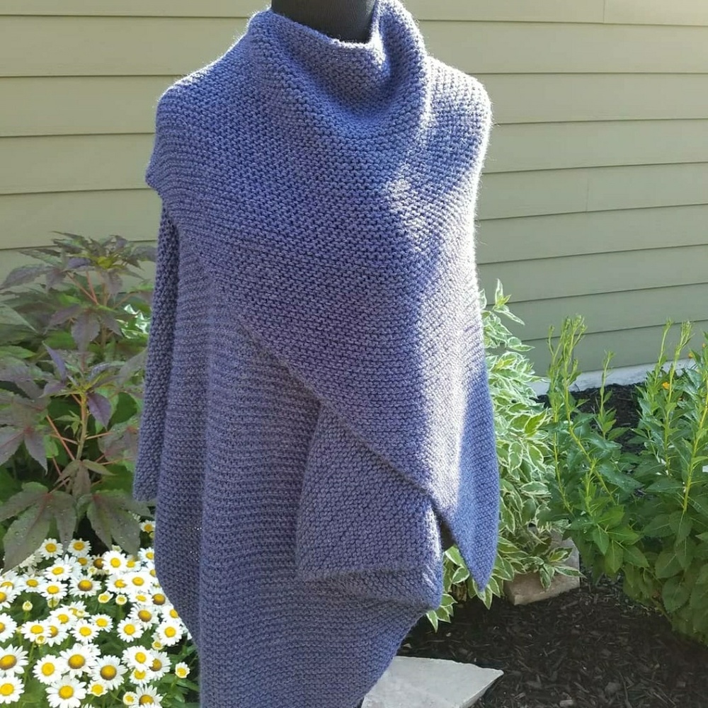 Quadrangle Wrap - Picture 2 of 3